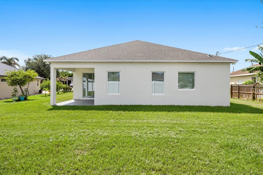 3232 SE Quay Street Port St. Lucie, FL 34984