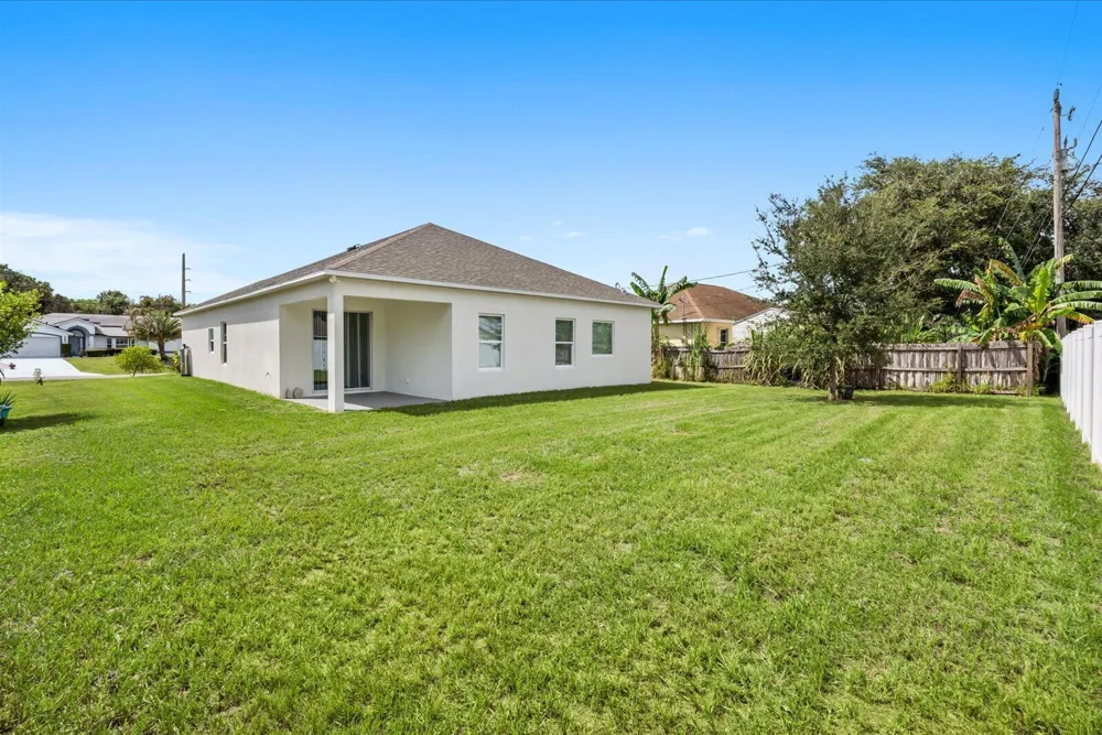 3232 SE Quay Street Port St. Lucie, FL 34984