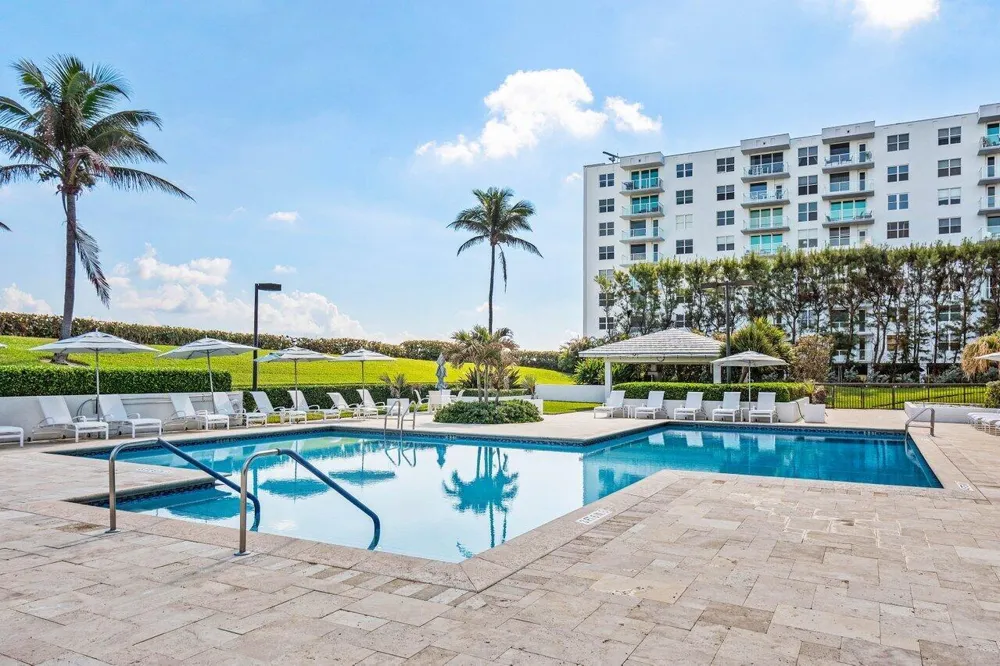 3440 S Ocean Boulevard #304 Palm Beach, FL 33480