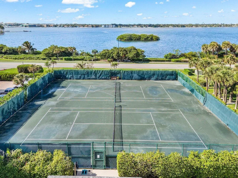 3440 S Ocean Boulevard #304 Palm Beach, FL 33480