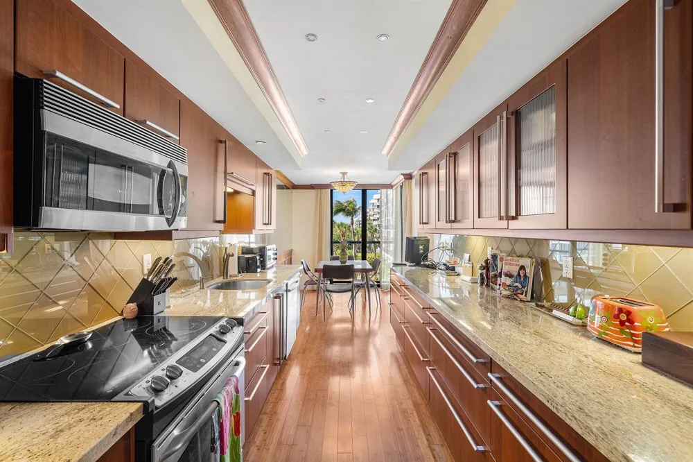 3440 S Ocean Boulevard #304 Palm Beach, FL 33480