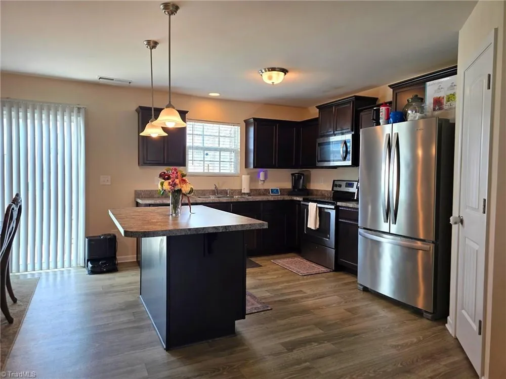 7345 Colleen Park Drive Whitsett, NC 27377