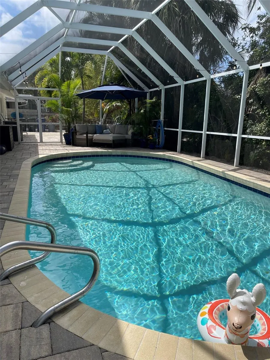 1833 PANDORA DRIVE Sarasota, FL 34231