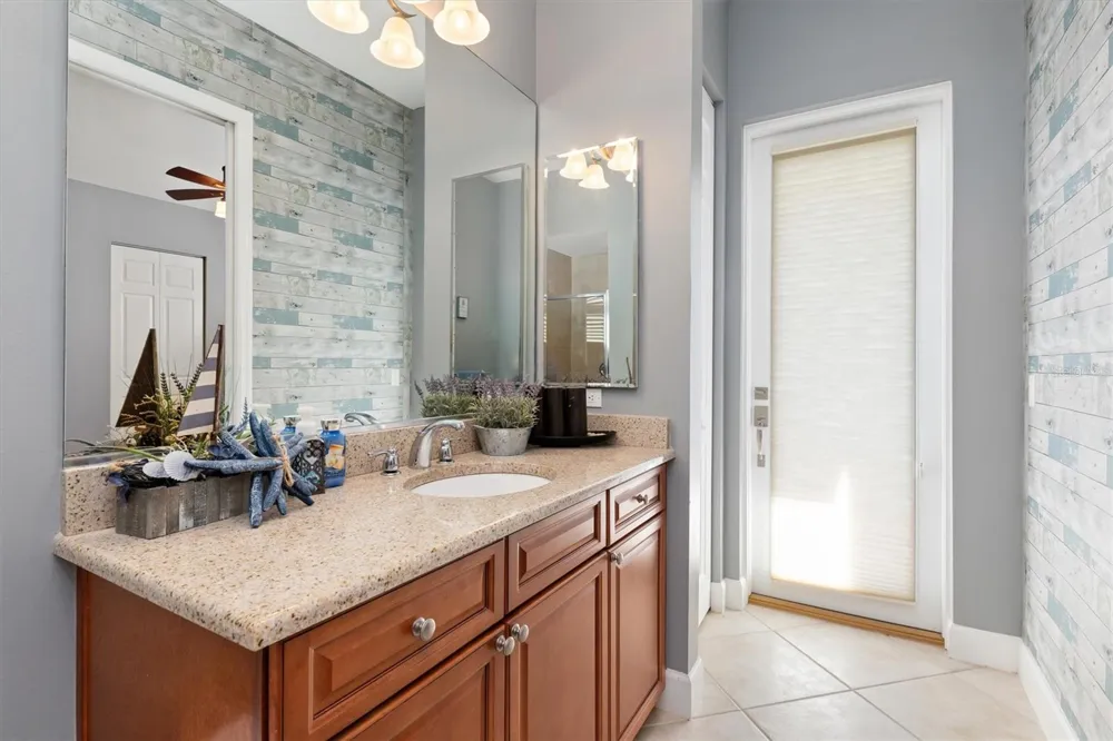 10300 TARPON LANDINGS TERRACE #4 Placida, FL 33946