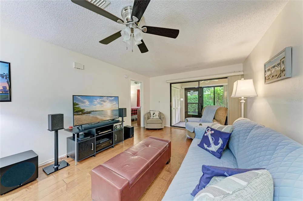 2808 60TH AVENUE W #802 Bradenton, FL 34207