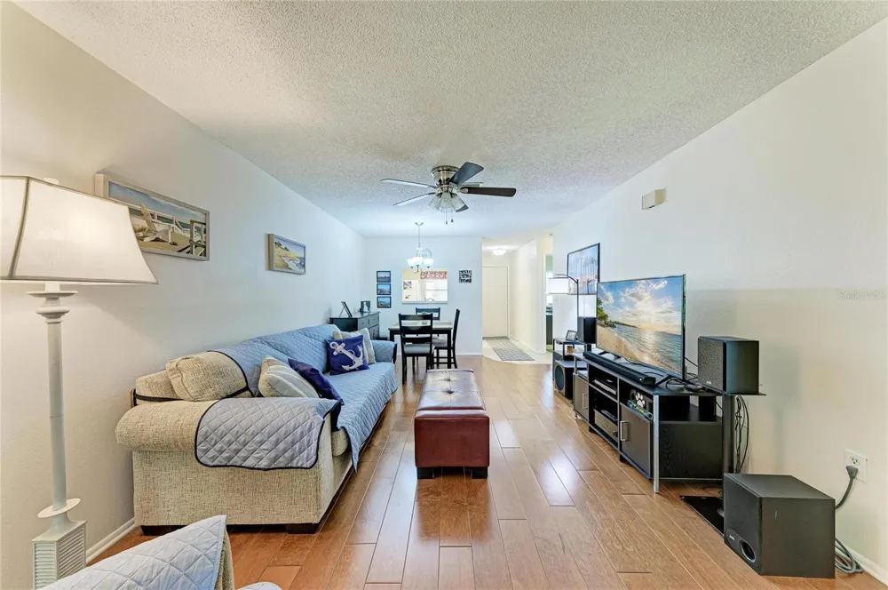 2808 60TH AVENUE W #802 Bradenton, FL 34207