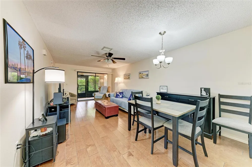 2808 60TH AVENUE W #802 Bradenton, FL 34207