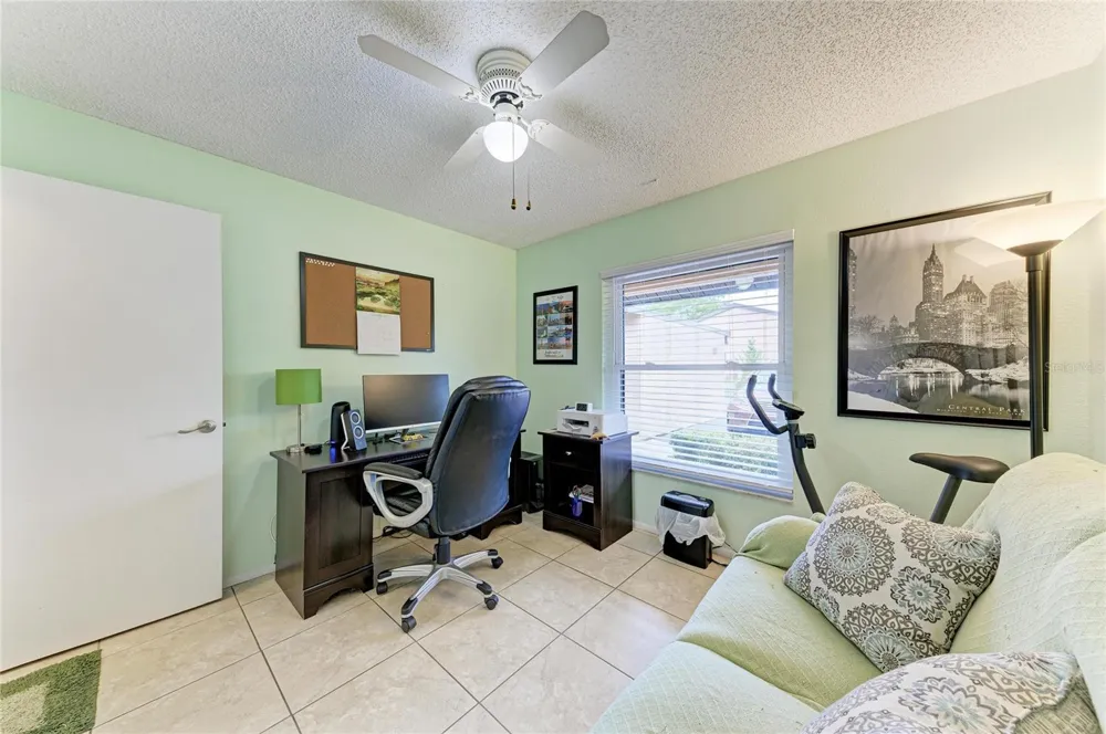 2808 60TH AVENUE W #802 Bradenton, FL 34207
