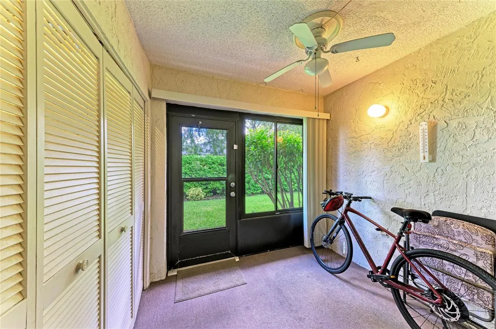 2808 60TH AVENUE W #802 Bradenton, FL 34207