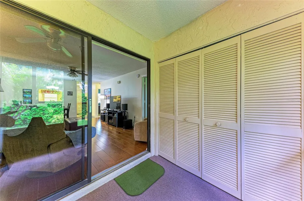 2808 60TH AVENUE W #802 Bradenton, FL 34207