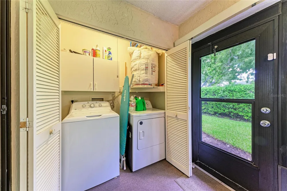 2808 60TH AVENUE W #802 Bradenton, FL 34207
