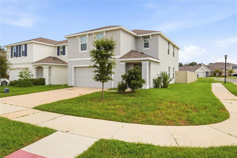 4568 SAND DOLLAR WAY Zephyrhills, FL 33541