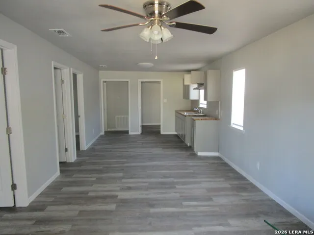 506 E SARAH ST Beeville, TX 78102