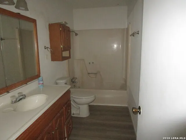 506 E SARAH ST Beeville, TX 78102