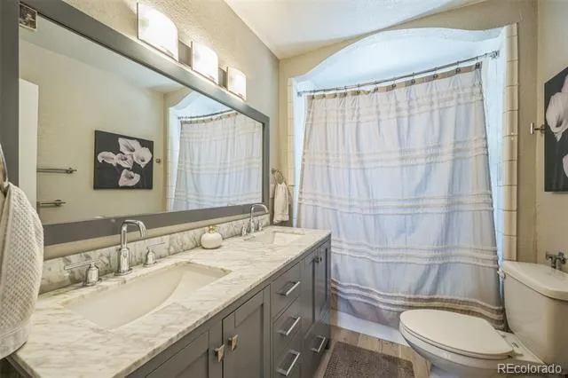 7340 W 32nd Avenue Wheat Ridge, CO 80033