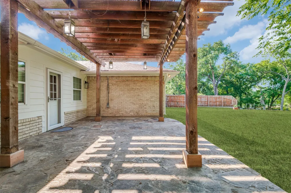 2257 Bolden Road Irving, TX 75060
