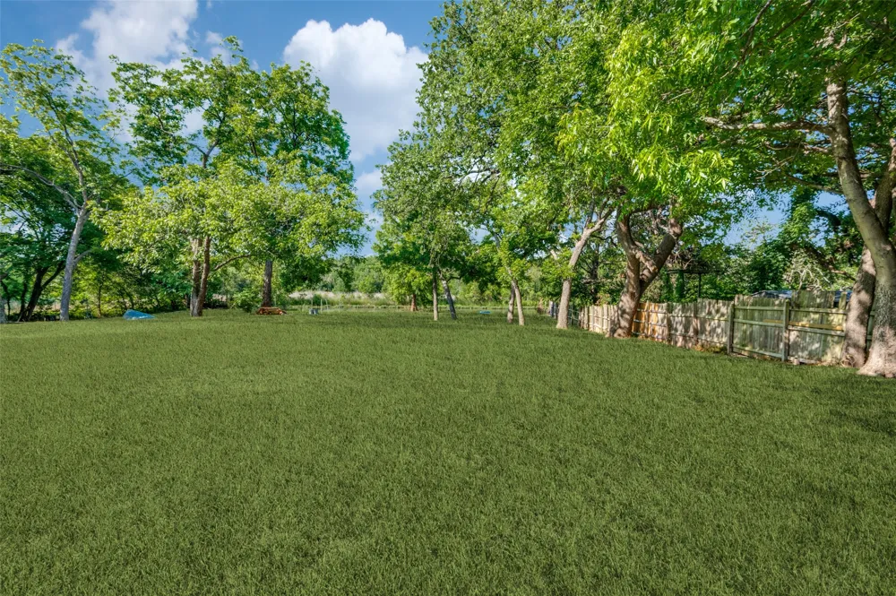2257 Bolden Road Irving, TX 75060