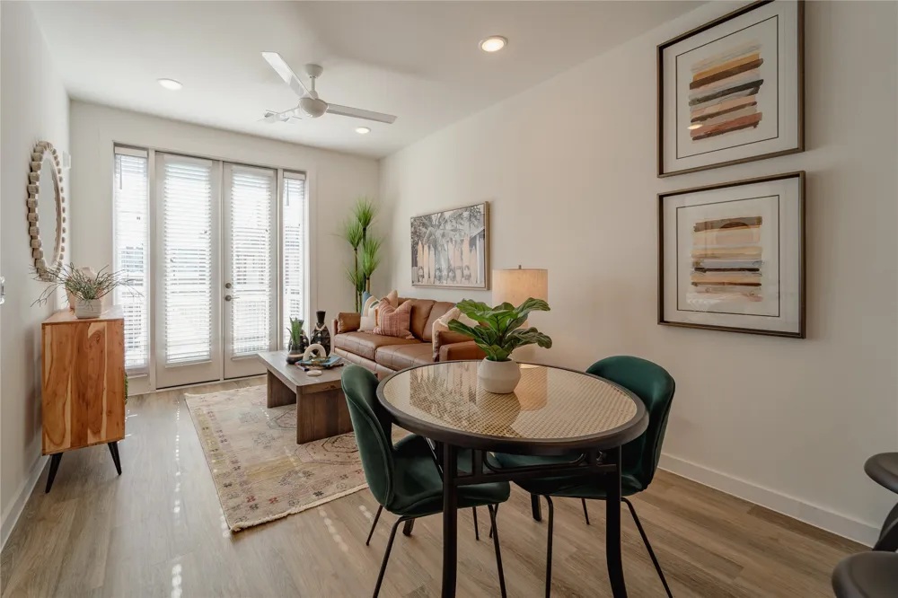105 S Bishop Avenue #227-1217 Dallas, TX 75208