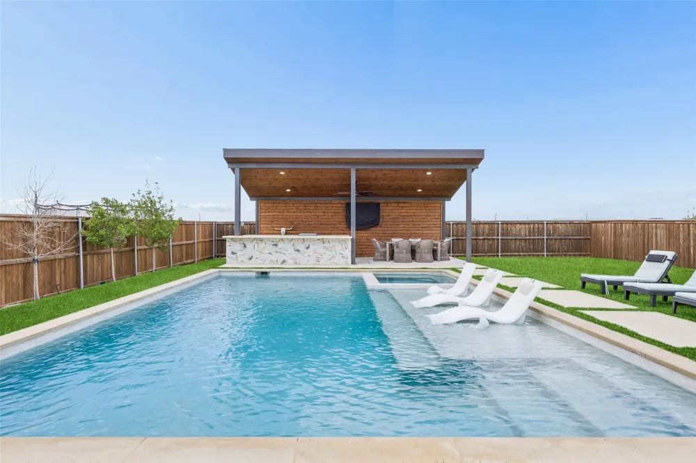 1844 Ellington Drive Celina, TX 75009