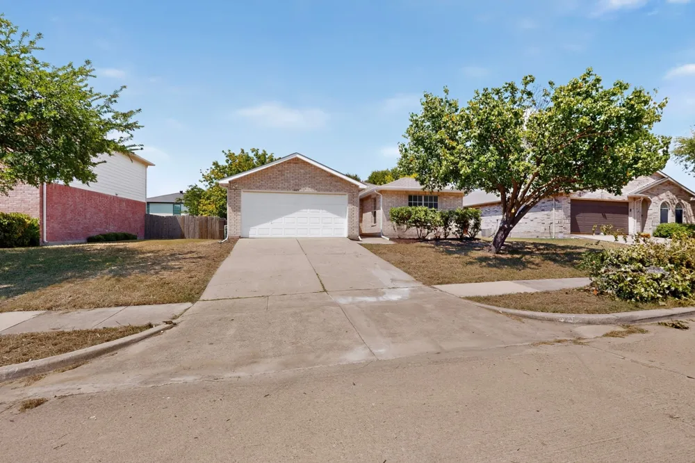 625 Spillway Drive Little Elm, TX 75068