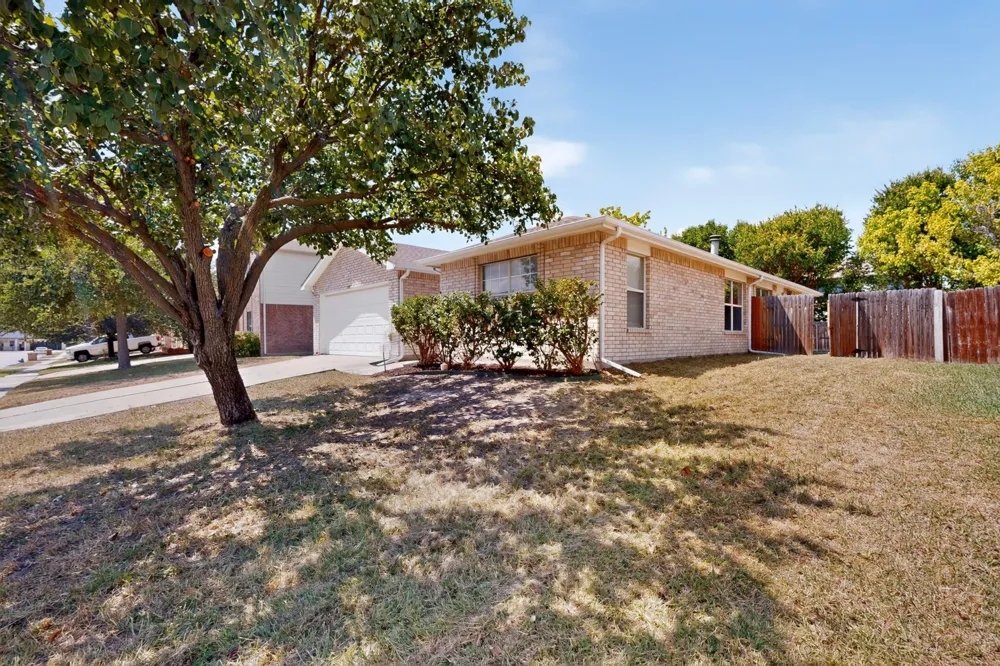 625 Spillway Drive Little Elm, TX 75068