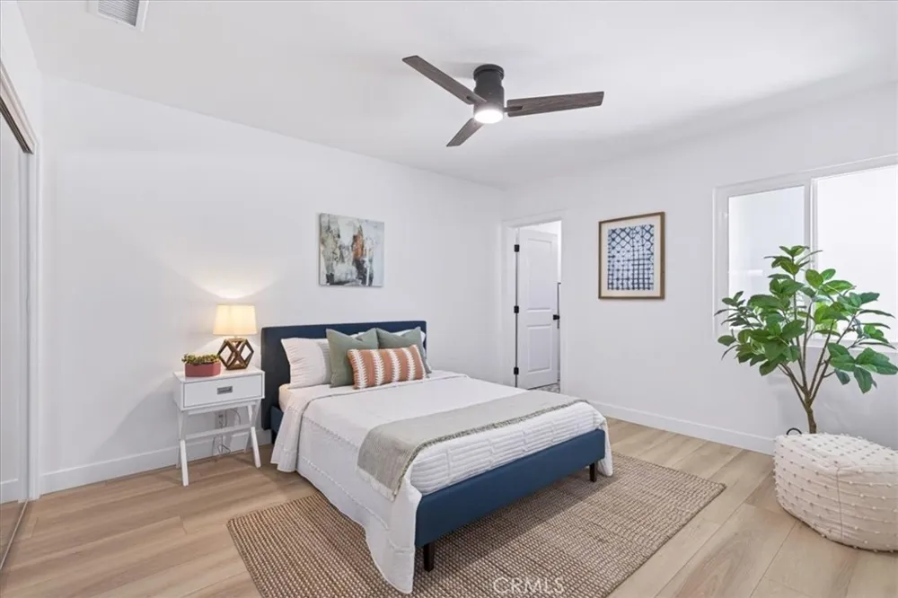 3861 S Norton Avenue Los Angeles, CA 90008