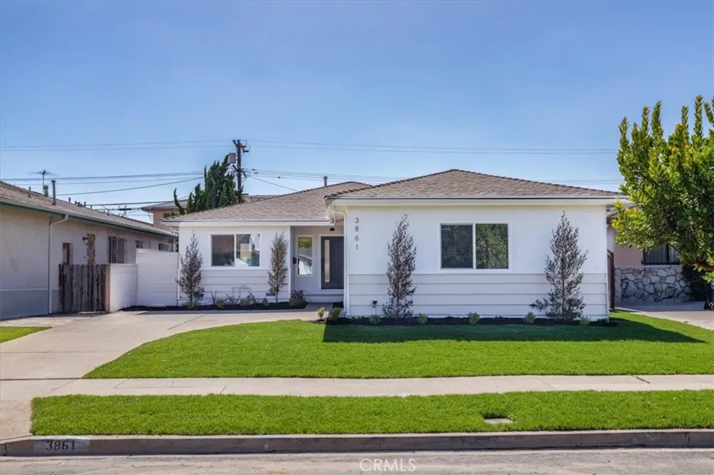 3861 S Norton Avenue Los Angeles, CA 90008