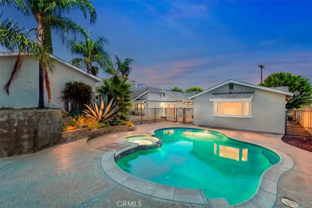 2109 San Antonio Upland, CA 91784