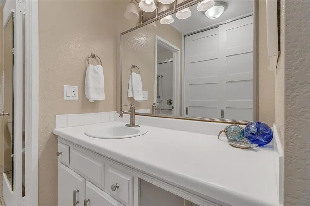 4000 Rio Road #26 Carmel, CA 93923