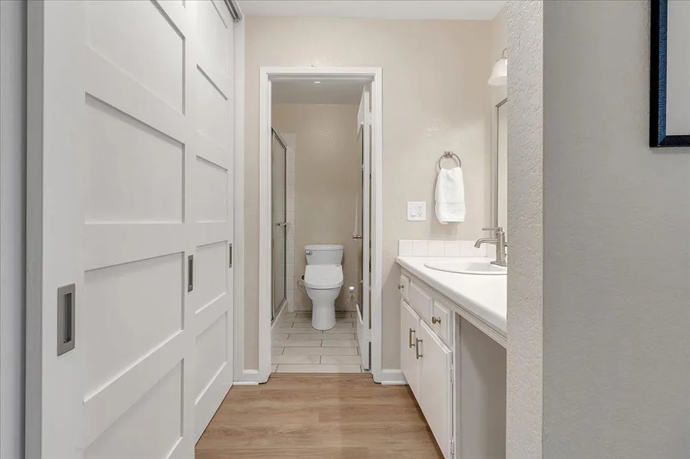 4000 Rio Road #26 Carmel, CA 93923