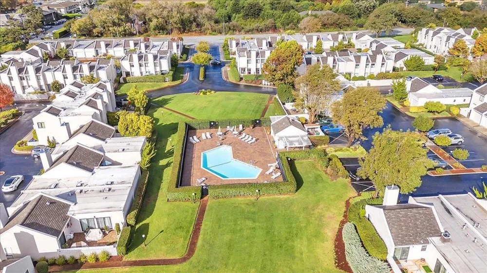 4000 Rio Road #26 Carmel, CA 93923