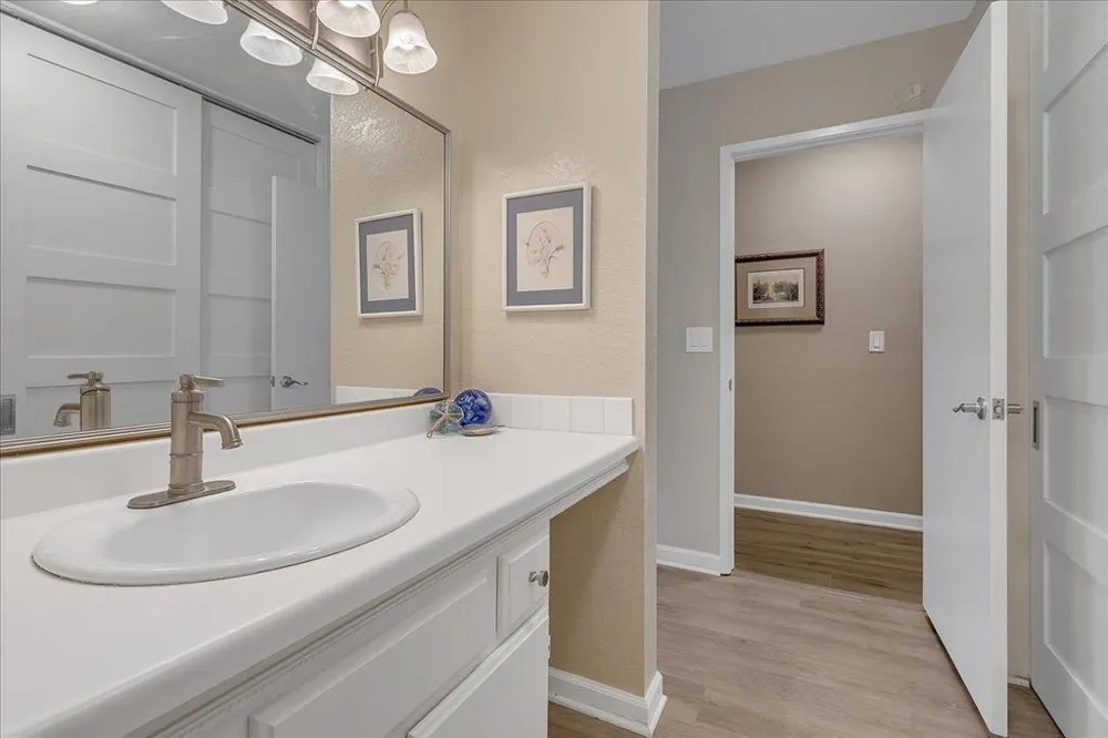 4000 Rio Road #26 Carmel, CA 93923