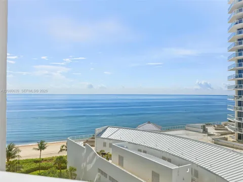 16445 Collins Ave #828