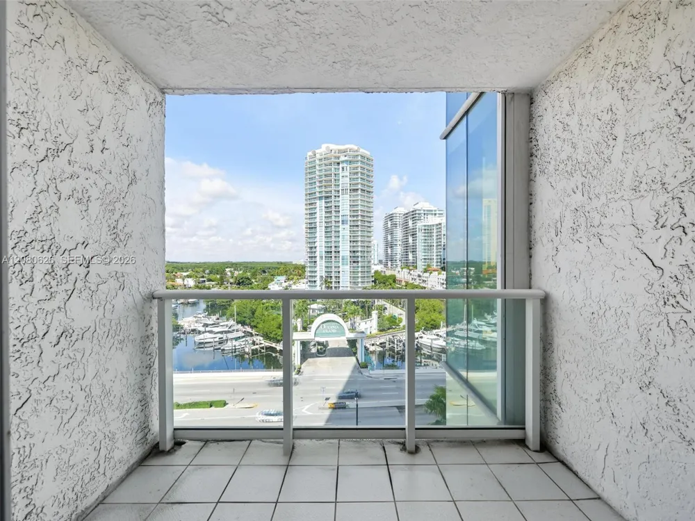 16445 Collins Ave #828 Sunny Isles Beach, FL 33160