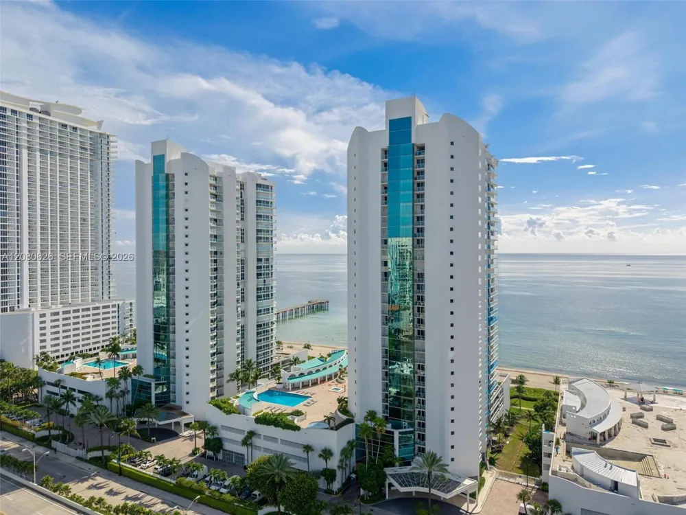16445 Collins Ave #828 Sunny Isles Beach, FL 33160