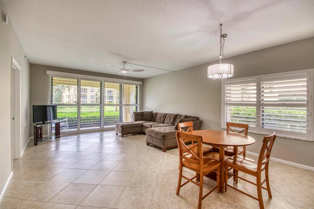 800 Uno Lago Drive #105 Juno Beach, FL 33408