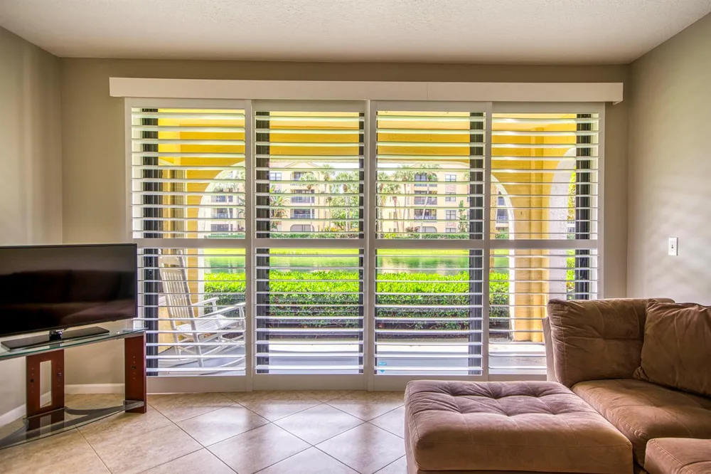 800 Uno Lago Drive #105 Juno Beach, FL 33408