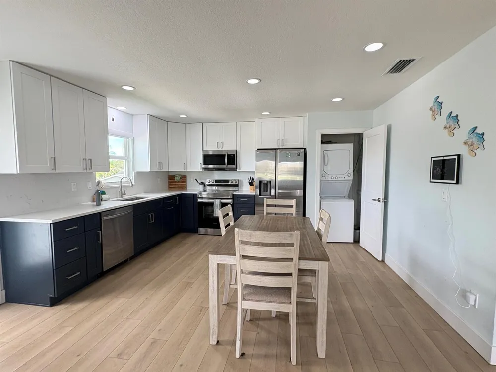 1811 MELALEUCA DRIVE Fort Pierce, FL 34949