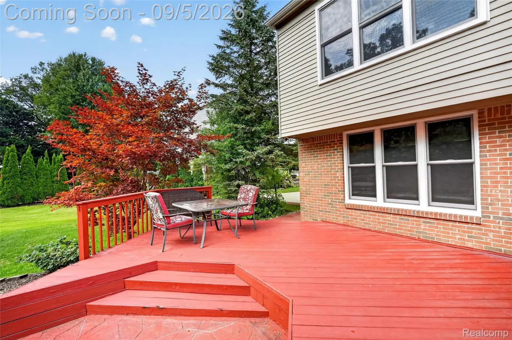 48323 Red Run Drive Canton Charter Township, MI 48187