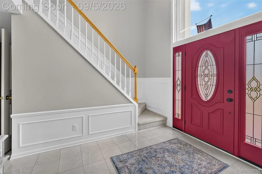 48323 Red Run Drive Canton Charter Township, MI 48187