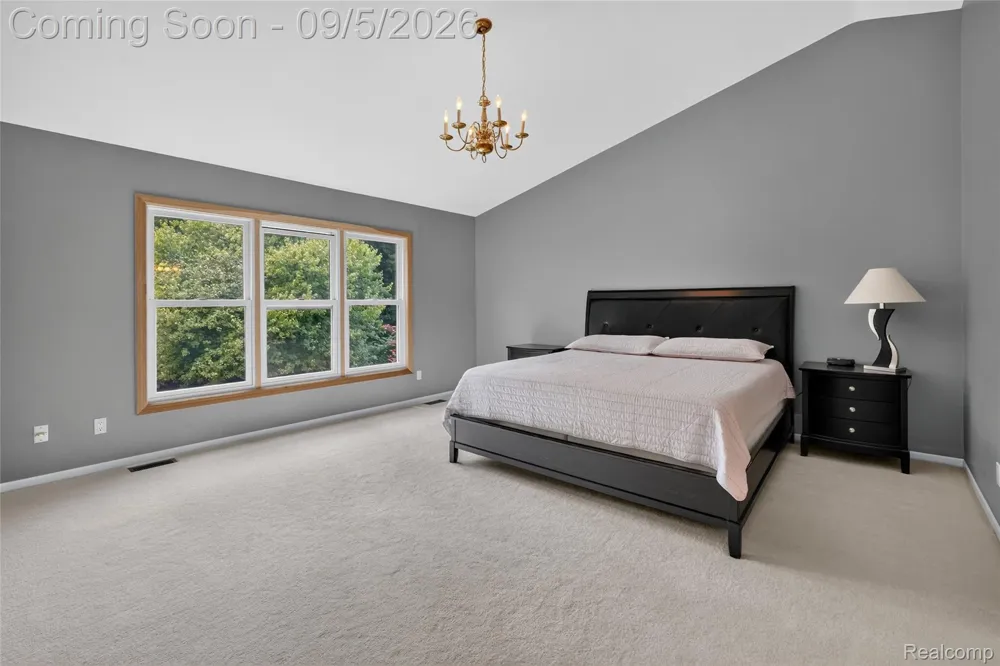 48323 Red Run Drive Canton Charter Township, MI 48187