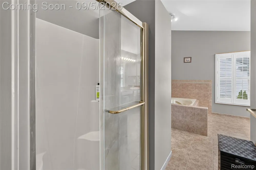 48323 Red Run Drive Canton Charter Township, MI 48187