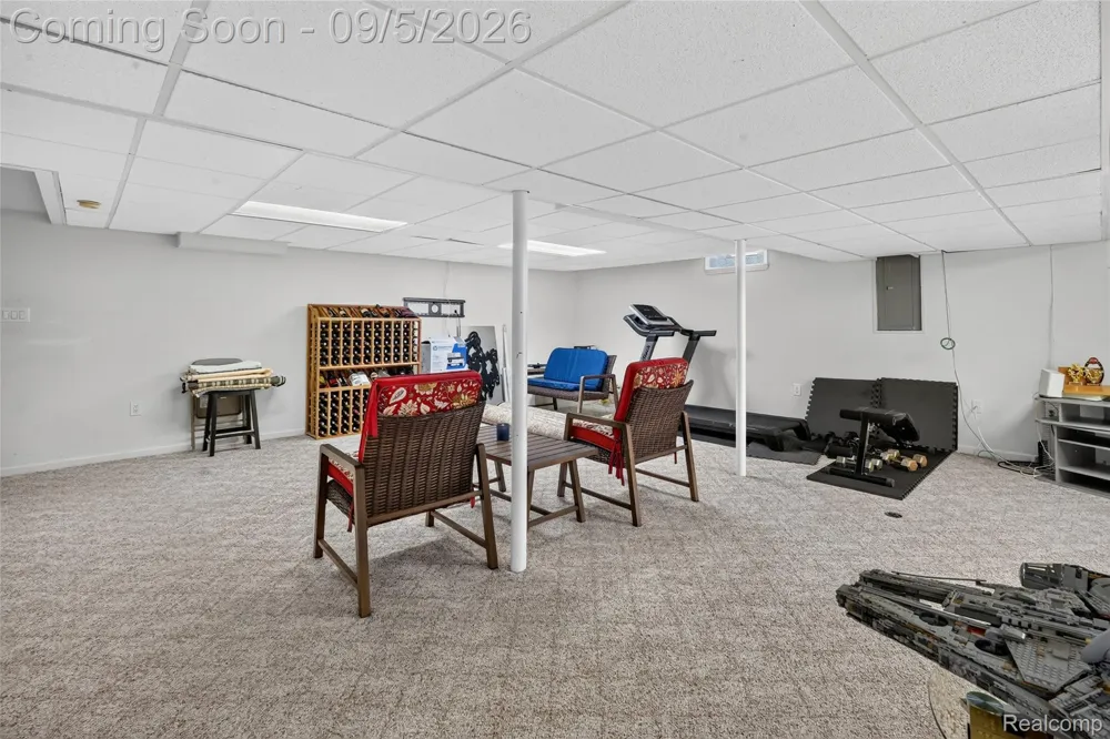 48323 Red Run Drive Canton Charter Township, MI 48187