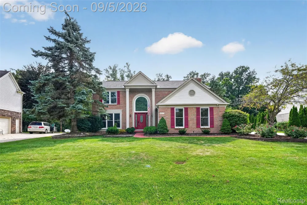 48323 Red Run Drive Canton Charter Township, MI 48187