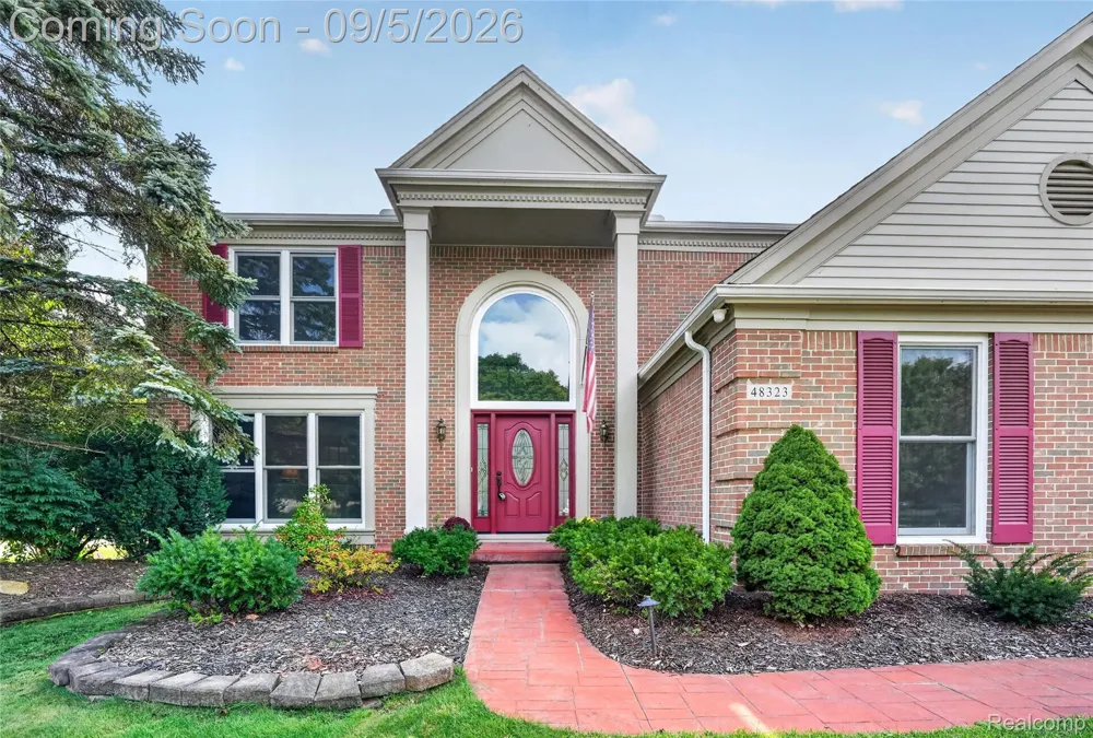48323 Red Run Drive Canton Charter Township, MI 48187