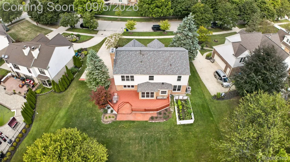 48323 Red Run Drive Canton Charter Township, MI 48187