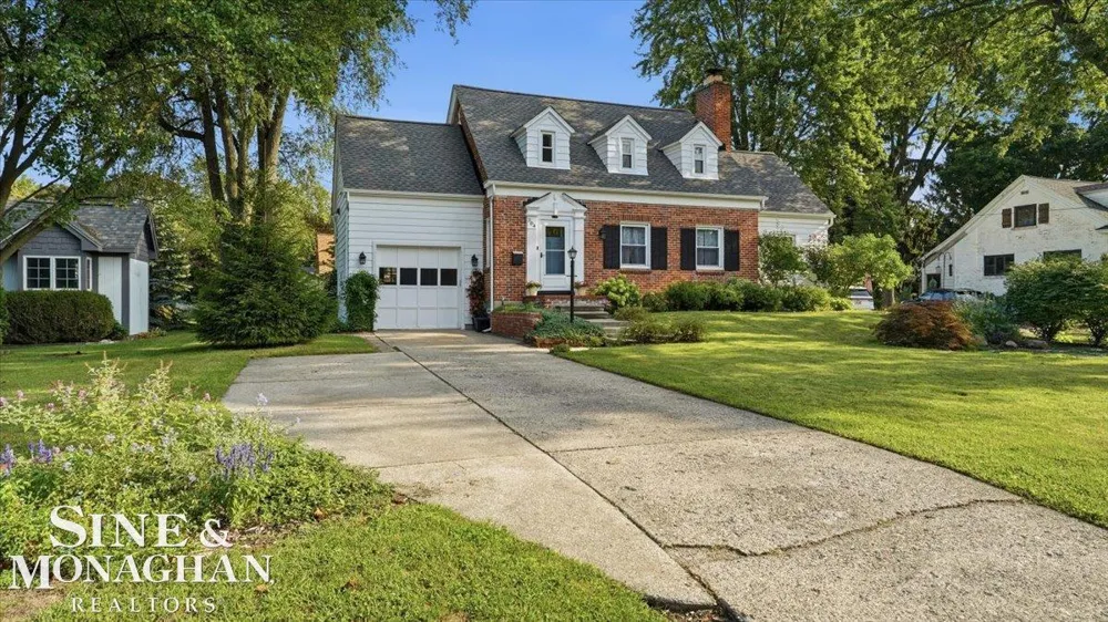 304 Brown Street St Clair City, MI 48079