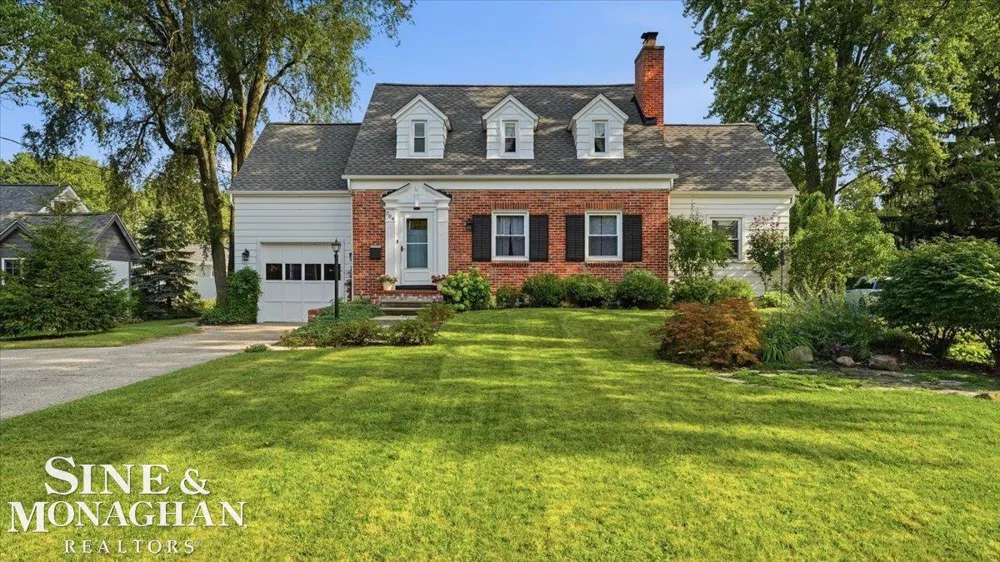 304 Brown Street St Clair City, MI 48079