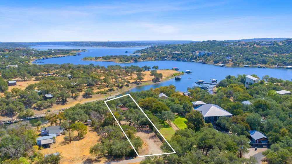 2609 Oak Ridge Drive Spicewood, TX 78669