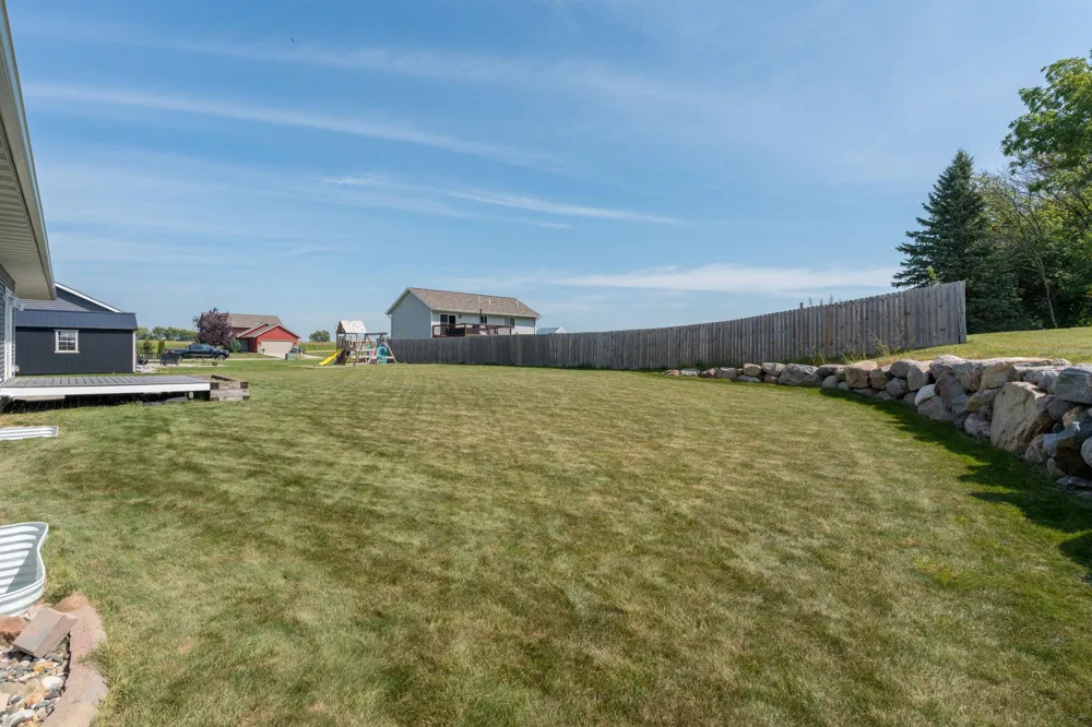 705 Maple Lane Eagle Lake, MN 56024